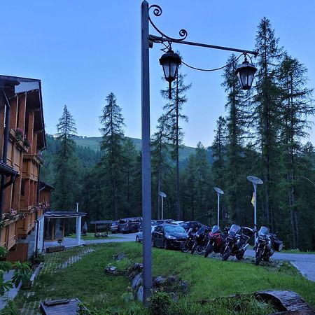 Boscone Suite Hotel Madesimo Exterior foto