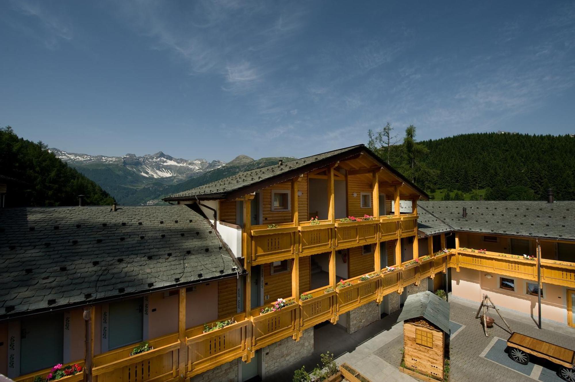 Boscone Suite Hotel Madesimo Exterior foto